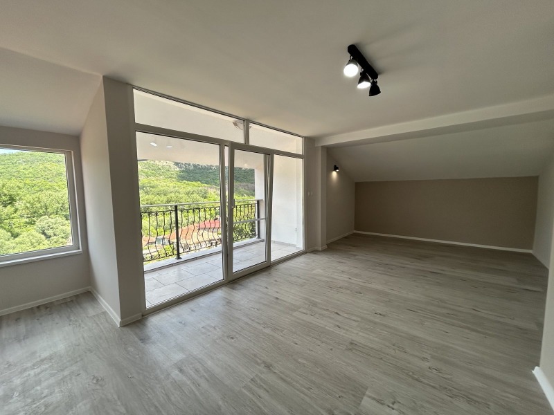 Te koop  2 slaapkamers Veliko Tarnovo , Sveta gora , 94 m² | 83712149 - afbeelding [2]