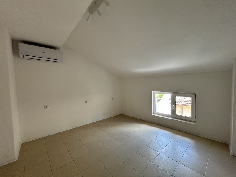 Te koop  2 slaapkamers Veliko Tarnovo , Sveta gora , 94 m² | 83712149 - afbeelding [13]