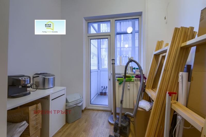 Продава МНОГОСТАЕН, гр. София, Яворов, снимка 9 - Апартаменти - 53175926