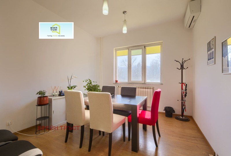 Продава МНОГОСТАЕН, гр. София, Яворов, снимка 3 - Апартаменти - 53175926