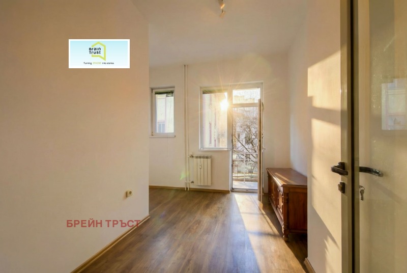 Продава МНОГОСТАЕН, гр. София, Яворов, снимка 5 - Апартаменти - 53175926