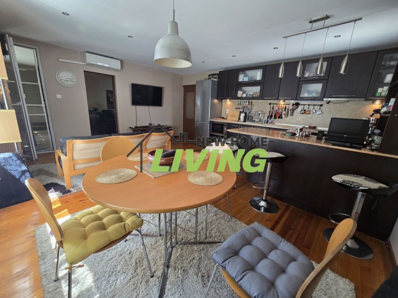 Продава  Етаж от къща град Пловдив , Прослав , 170 кв.м | 93107826 - изображение [3]