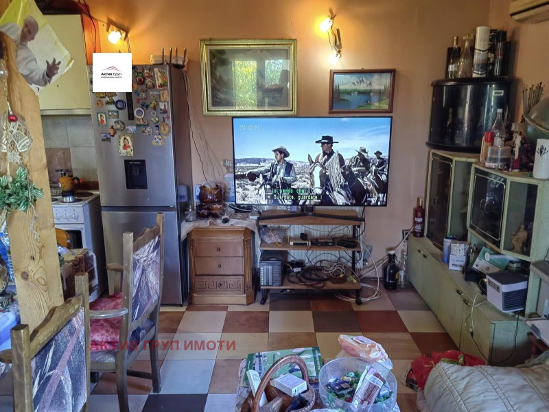 Продава КЪЩА, с. Кошарево, област Перник, снимка 9 - Къщи - 52165868