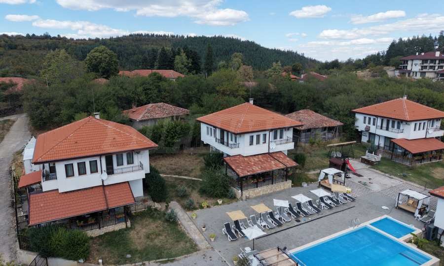 Продава КЪЩА, гр. Елена, област Велико Търново