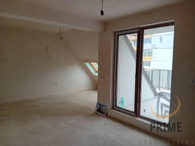 2 chambres Bratya Miladinovi, Bourgas