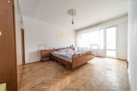 3 camere da letto Tsveten kvartal, Varna 4