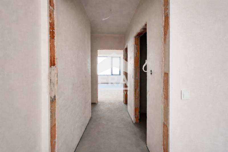 Продава 2-СТАЕН, гр. Търговище, Вароша, снимка 4 - Апартаменти - 54329788