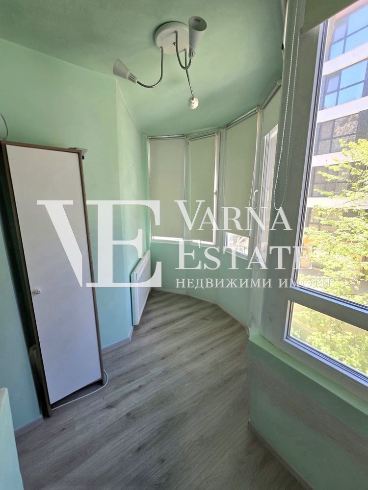 Продава 2-СТАЕН, гр. Варна, Окръжна болница-Генерали, снимка 8 - Апартаменти - 54353989