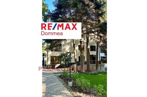 Продава  3-стаен град Варна , м-т Ален мак , 135 кв.м | 22436867