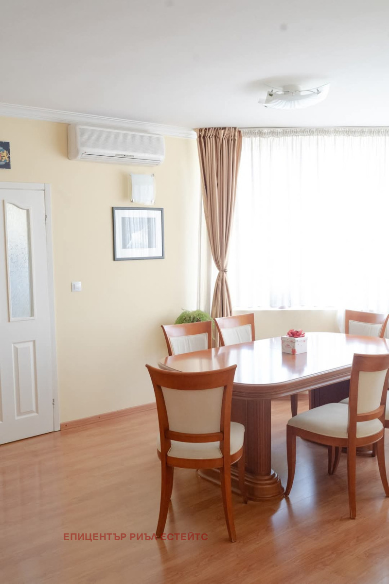 Na prodej  3 ložnice Sofia , Ljulin 6 , 140 m2 | 76205515 - obraz [11]