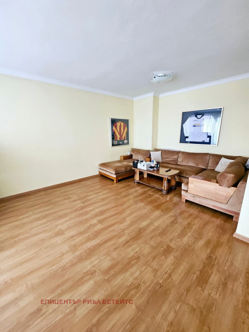 Na prodej  3 ložnice Sofia , Ljulin 6 , 140 m2 | 76205515