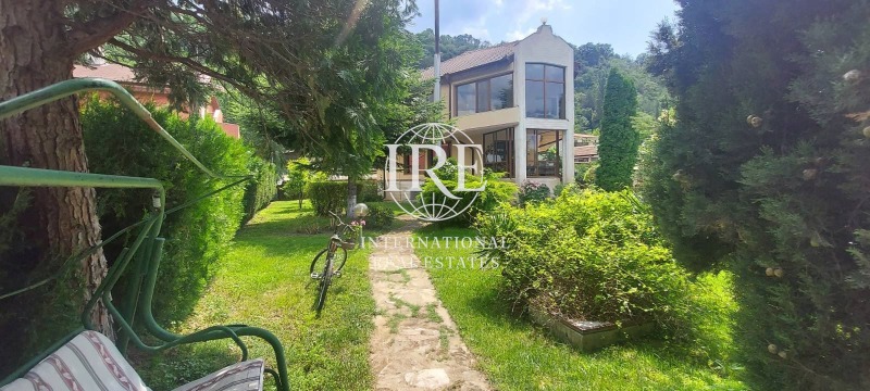 Продава КЪЩА, гр. Варна, Аспарухово, снимка 9 - Къщи - 53200358