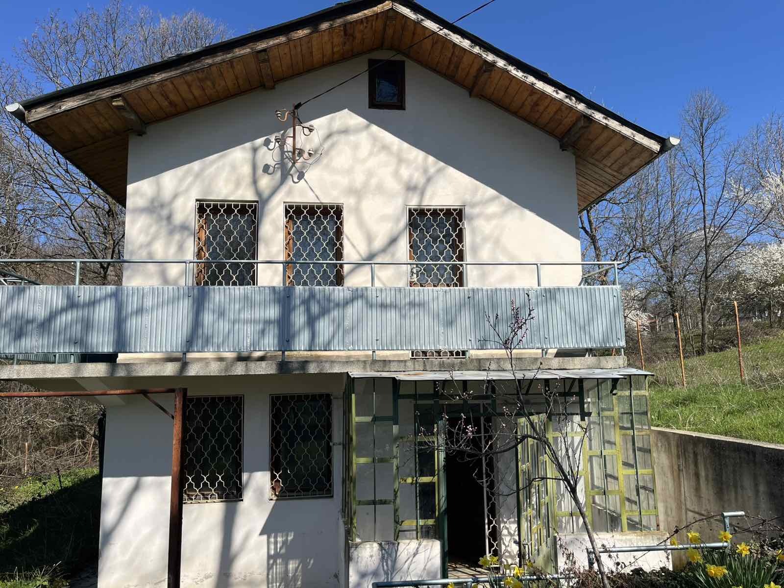 Продава КЪЩА, с. Бижовци, област Габрово
