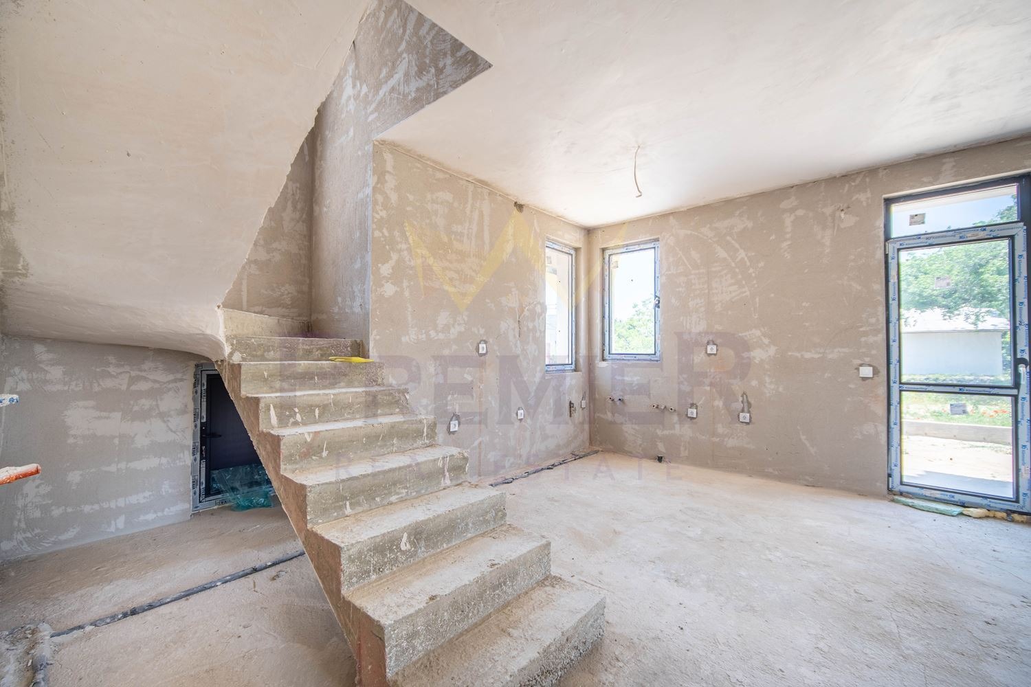 Продава КЪЩА, гр. Варна, м-т Горна Трака, снимка 4 - Къщи - 54531309