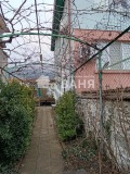 Продава ЕТАЖ ОТ КЪЩА, гр. Карлово, област Пловдив, снимка 2