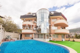 ХОТЕЛ, 2 000 m2