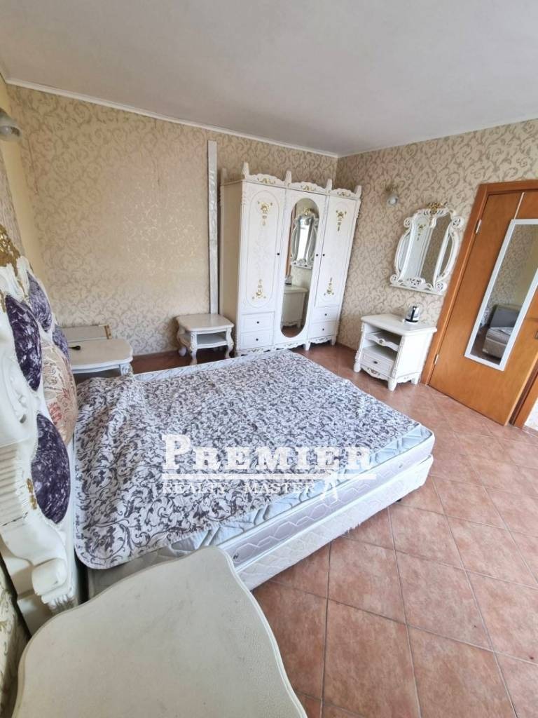 Продава  2-стаен област Бургас , гр. Свети Влас , 63 кв.м | 68348774