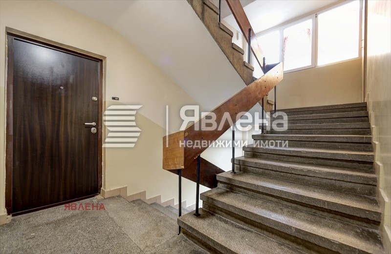 Продава 3-СТАЕН, гр. София, Център, снимка 7 - Апартаменти - 53501291