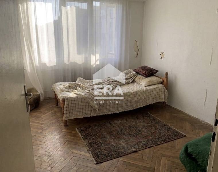 Продава МЕЗОНЕТ, гр. Русе, Център
