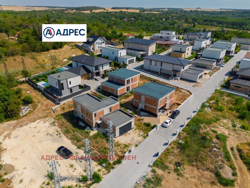 Продава КЪЩА, гр. Плевен, Кайлъка