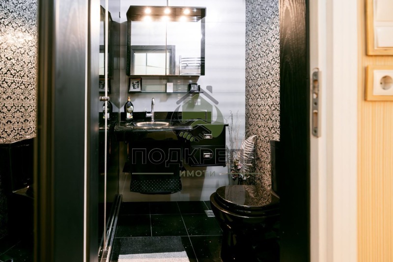 Na sprzedaż  3 sypialnie Plowdiw , Karszijaka , 155 mkw | 65107476 - obraz [16]