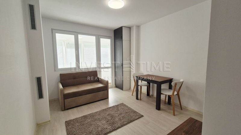 In vendita  Studio Varna , Mladost 1 , 27 mq | 25709160