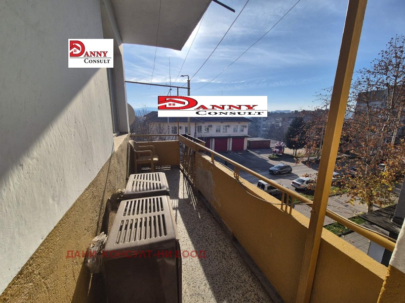 Продава 3-СТАЕН, гр. Велико Търново, Център, снимка 9 - Апартаменти - 52376745