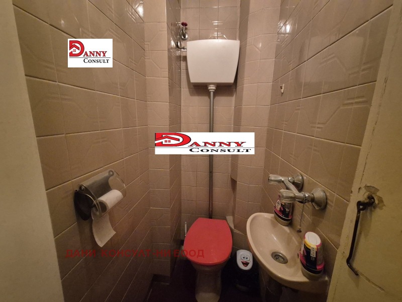 Продава 3-СТАЕН, гр. Велико Търново, Център, снимка 13 - Апартаменти - 52376745