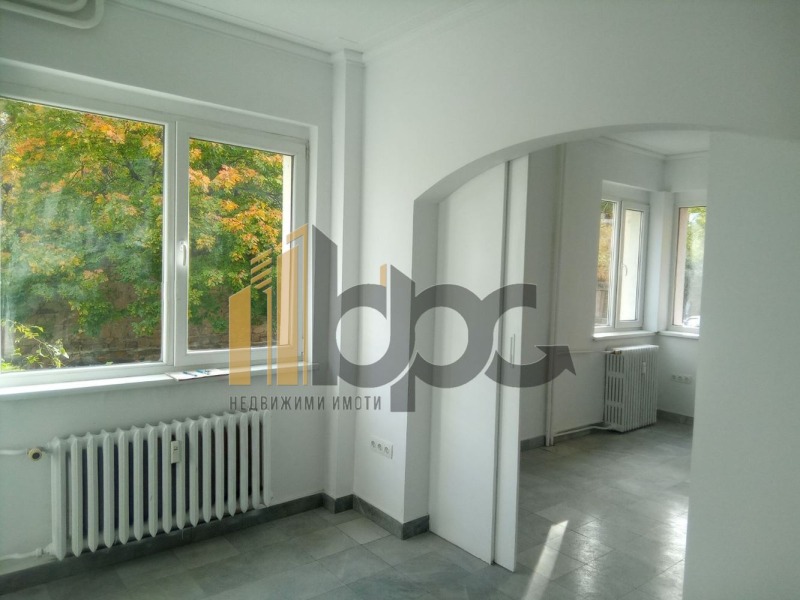 Продава 3-СТАЕН, гр. София, Център, снимка 11 - Апартаменти - 52390616