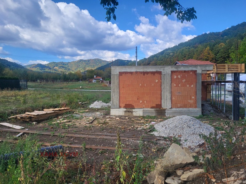 Na prodej  Dům oblast Loveč , Beli Osam , 180 m2 | 27161178 - obraz [3]