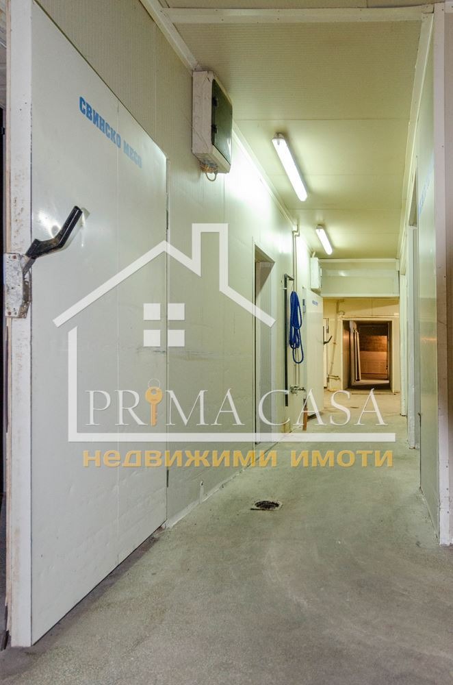 In vendita  Edificio industriale Plovdiv , Industrialna zona - Iug , 532 mq | 74126947 - Immagine [8]