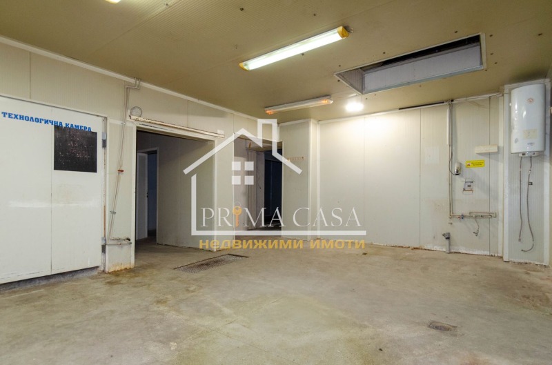 In vendita  Edificio industriale Plovdiv , Industrialna zona - Iug , 532 mq | 74126947 - Immagine [14]