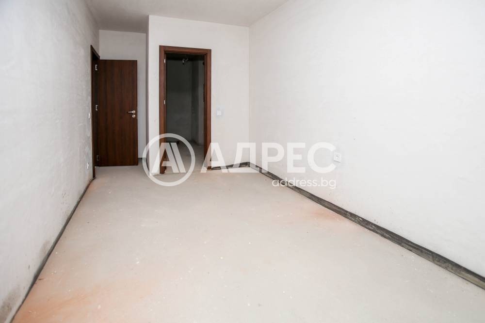 Продава 3-СТАЕН, гр. София, Център, снимка 2 - Апартаменти - 54934816