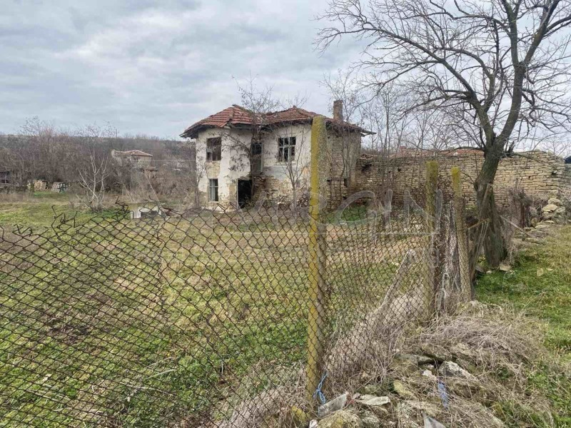 Продава КЪЩА в област Варна, с. Манастир - 80 кв.м / 13 000 € » 25 425.79 лв., ВЪРДЖЪН ЕООД
