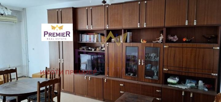 Продава 2-СТАЕН, гр. Бургас, Изгрев, снимка 2 - Апартаменти - 53148381