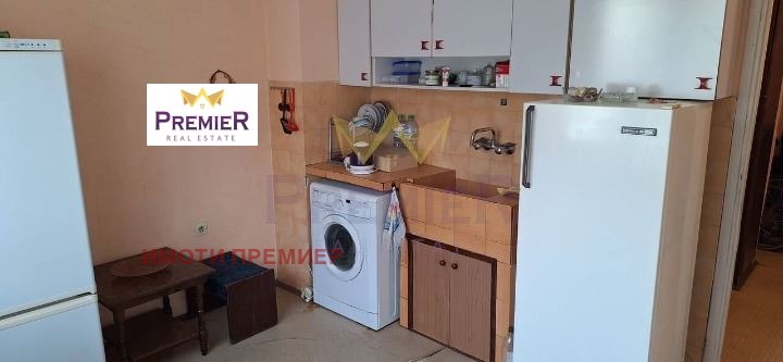 Продава 2-СТАЕН, гр. Бургас, Изгрев, снимка 3 - Апартаменти - 53148381