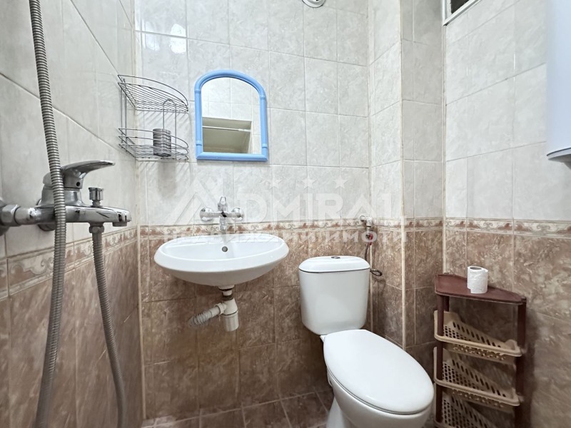 Продава 2-СТАЕН, гр. Бургас, Център, снимка 8 - Апартаменти - 53390705