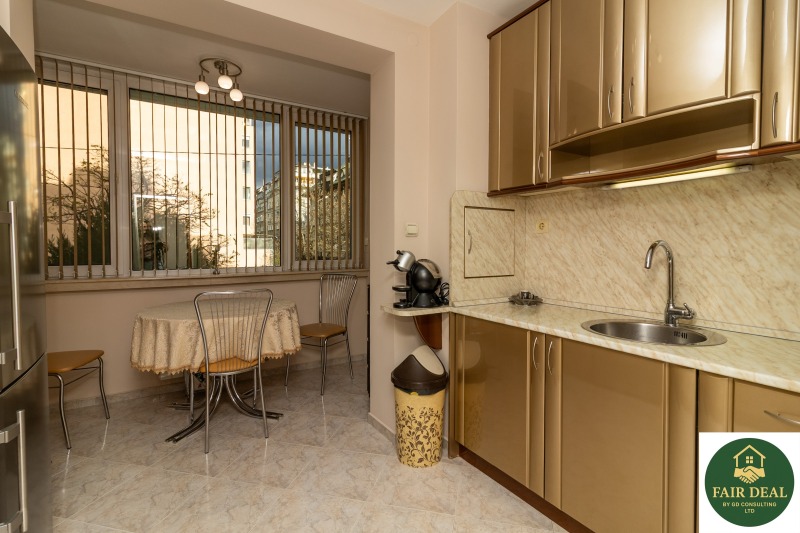 Продава 4-СТАЕН, гр. София, Белите брези, снимка 10 - Апартаменти - 52509475