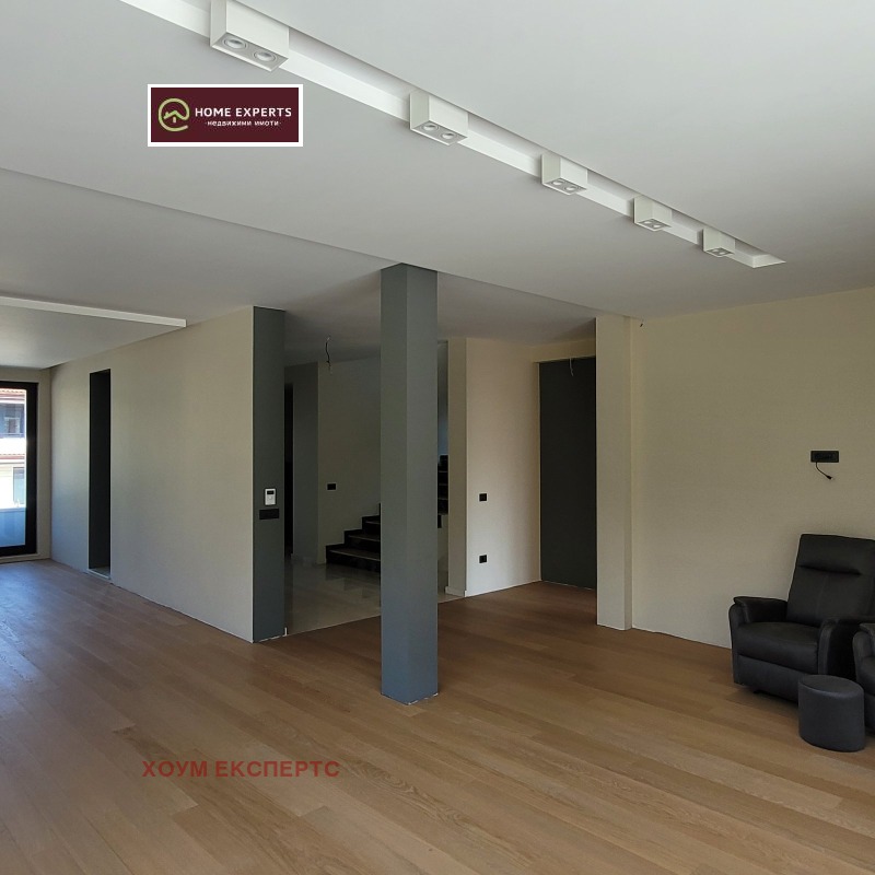 Till salu  Hus Sofia , m-t Kambanite , 576 kvm | 53536930 - bild [15]