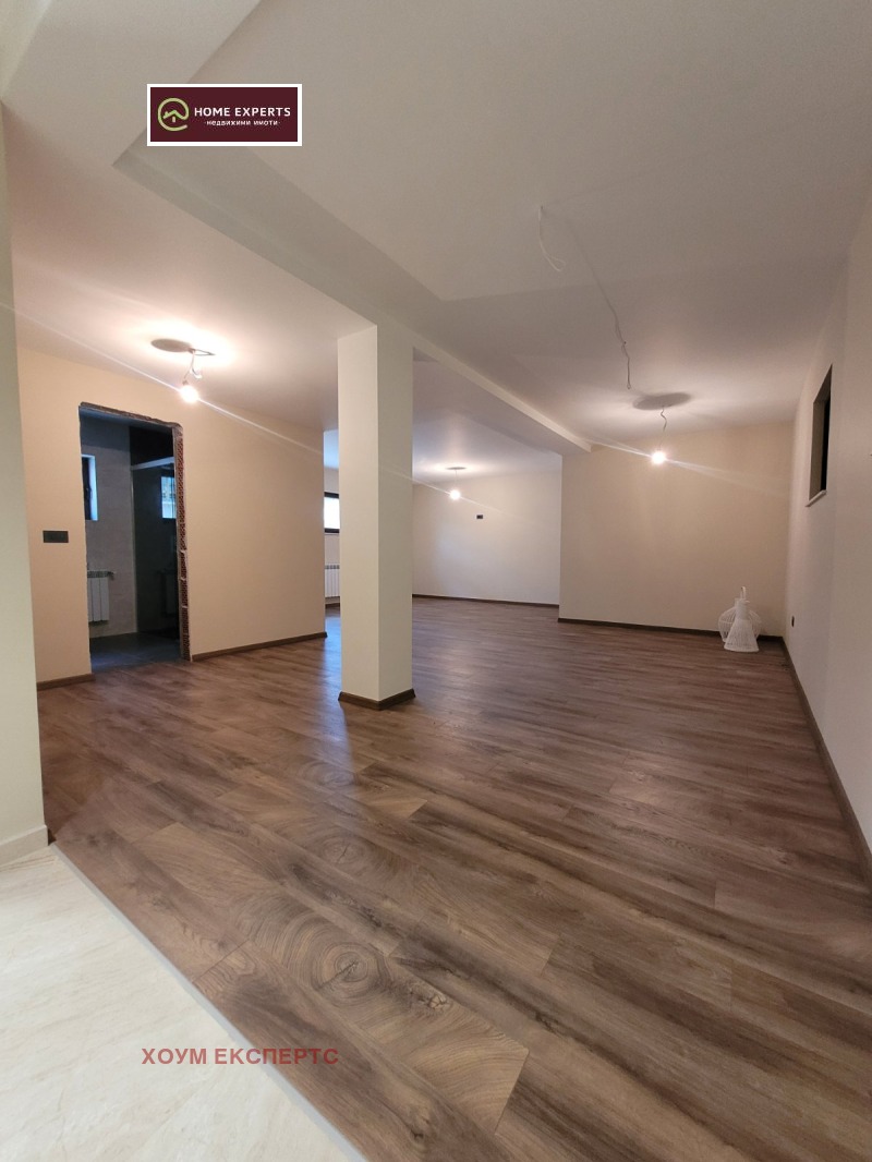 Till salu  Hus Sofia , m-t Kambanite , 576 kvm | 53536930 - bild [17]