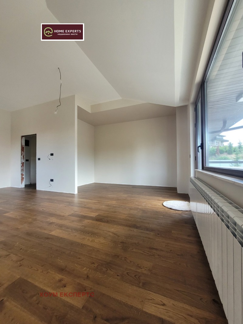 Till salu  Hus Sofia , m-t Kambanite , 576 kvm | 53536930 - bild [6]