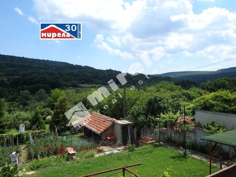 Продава КЪЩА, с. Долище, област Варна, снимка 14 - Къщи - 52989115