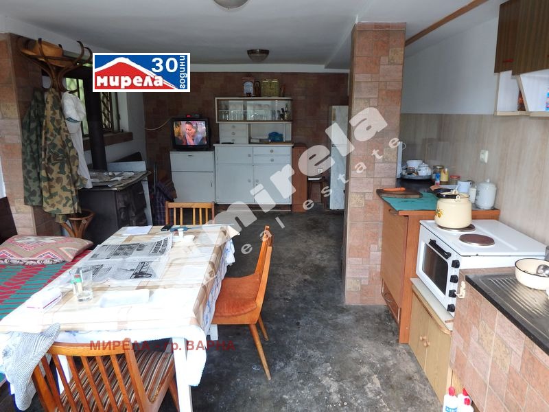 Продава КЪЩА, с. Долище, област Варна, снимка 10 - Къщи - 52989115