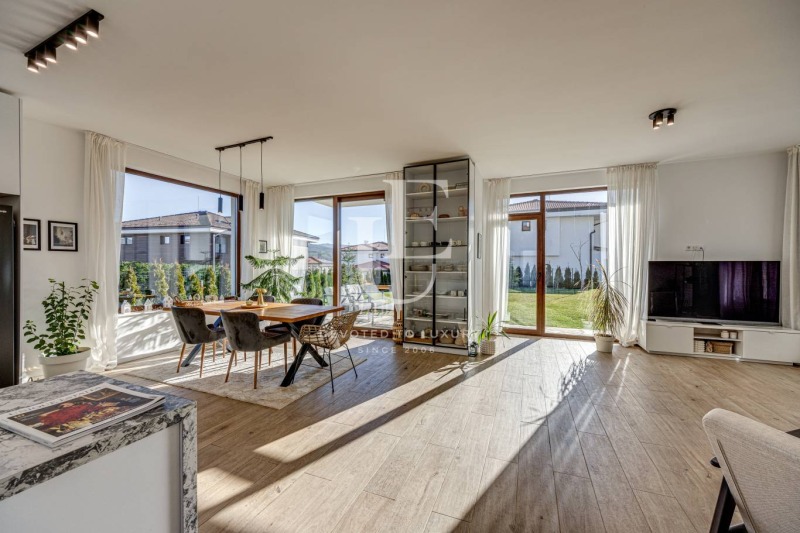 Продава КЪЩА, с. Кладница, област Перник, снимка 2 - Къщи - 52989535