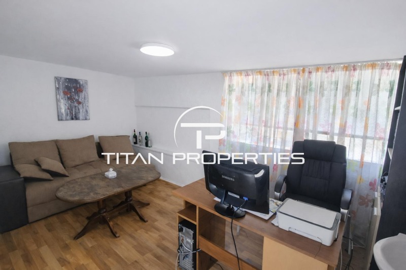 Продава КЪЩА, с. Виница, област Пловдив, снимка 2 - Къщи - 53086552