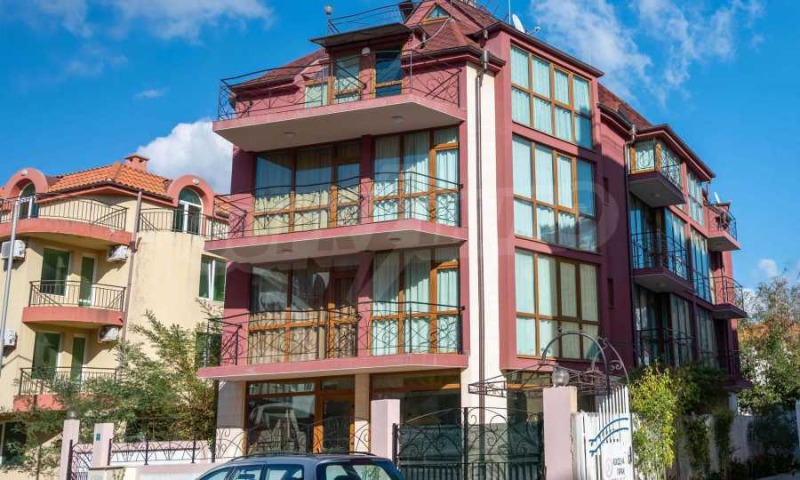 Продава ХОТЕЛ в област Бургас, гр. Несебър - 1200 кв.м / 940 000 € » 1 838 480.20 лв., СУПРИММО - БУРГАС