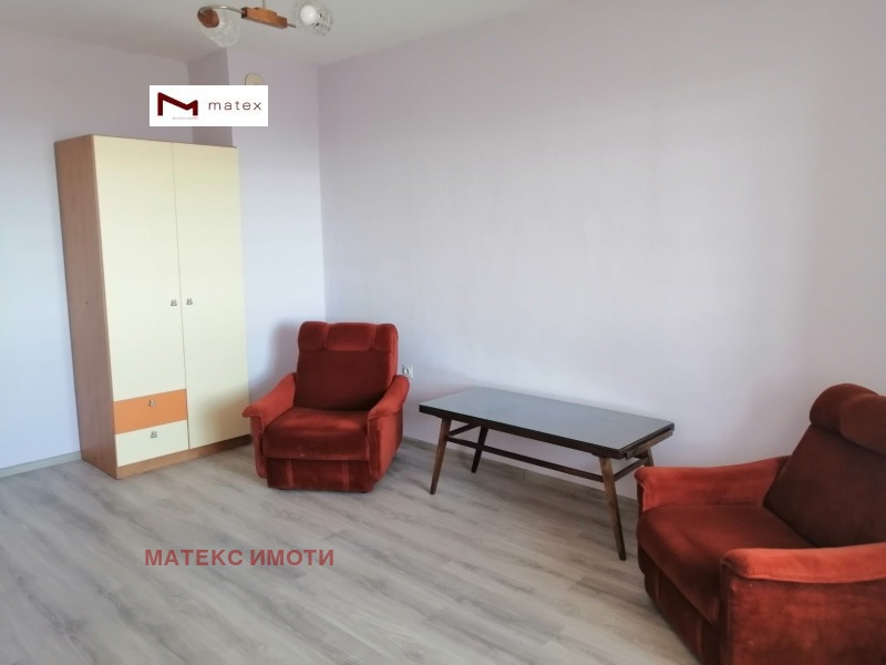 De vânzare  Studio Varna , Vâzrajdane 1 , 48 mp | 50739460 - imagine [2]