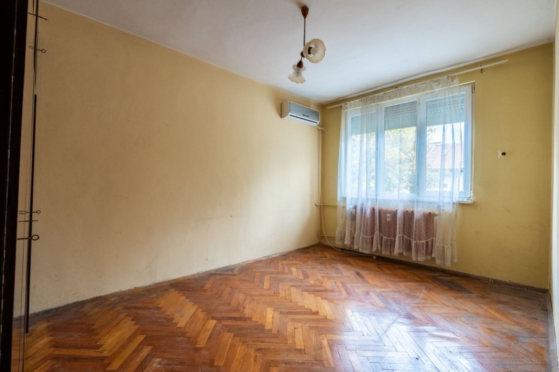 Продаја  1 спаваћа соба Плевен , Идеален центар , 67 м2 | 35494660 - слика [4]