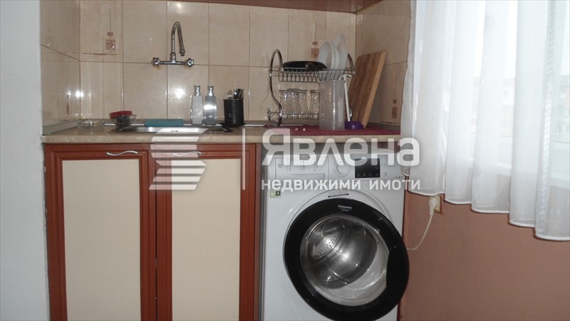 In vendita  2 camere da letto Pernik , Iztok , 68 mq | 87336505 - Immagine [2]