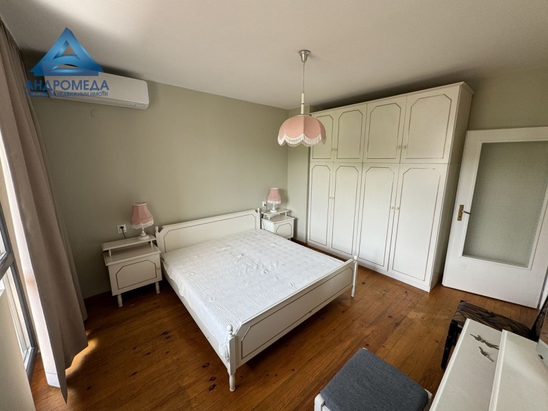 Te koop  2 slaapkamers Pleven , 9-ti kvartal , 130 m² | 31032488 - afbeelding [10]